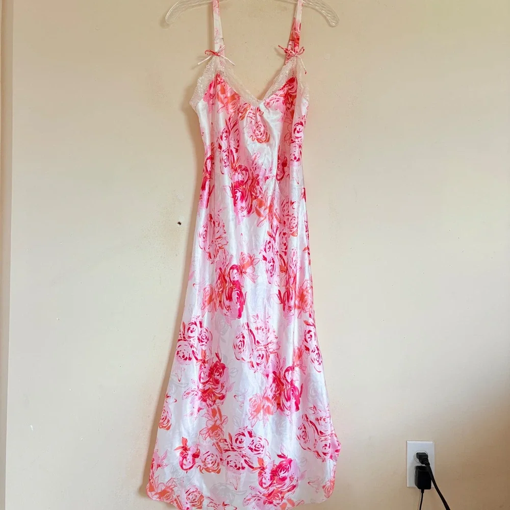Oscar de la Renta Pink Floral Satin Lace Trim Nightgown Chemise